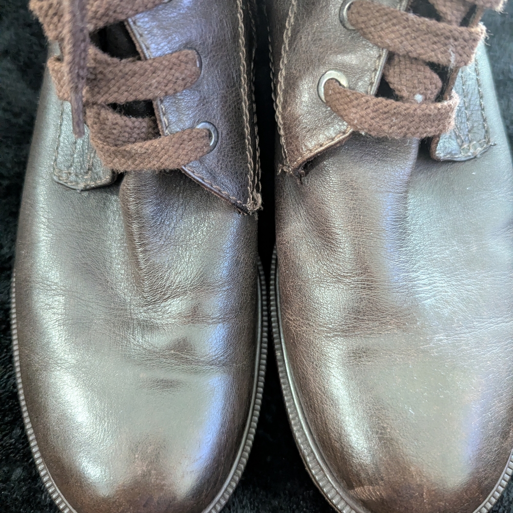 Aquatalia Dark Brown Leather Lace Up/Zip Boots. W8.5